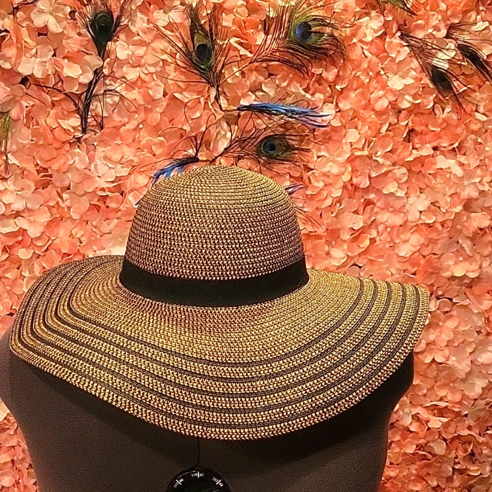 Oversized Floppy Hat